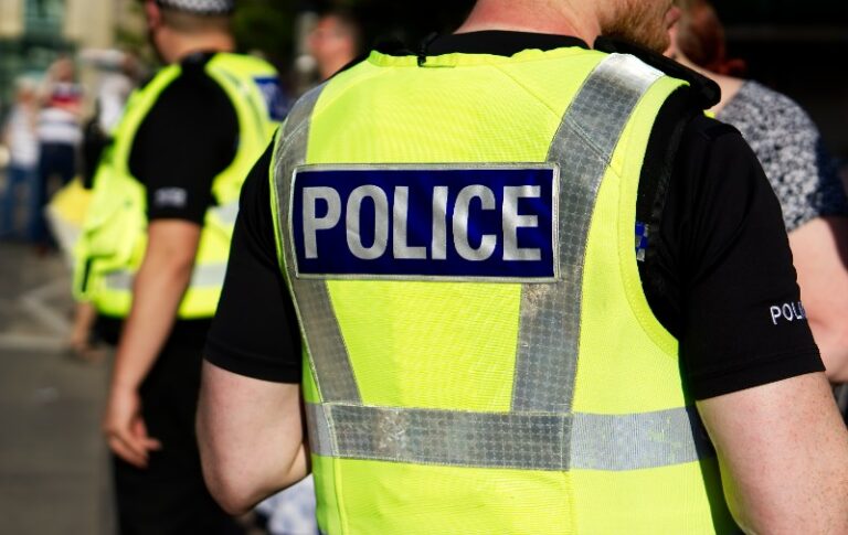 Lire la suite à propos de l’article Les policiers peuvent-ils refuser de prendre une plainte ?  Que faire en cas de refus de plainte ?